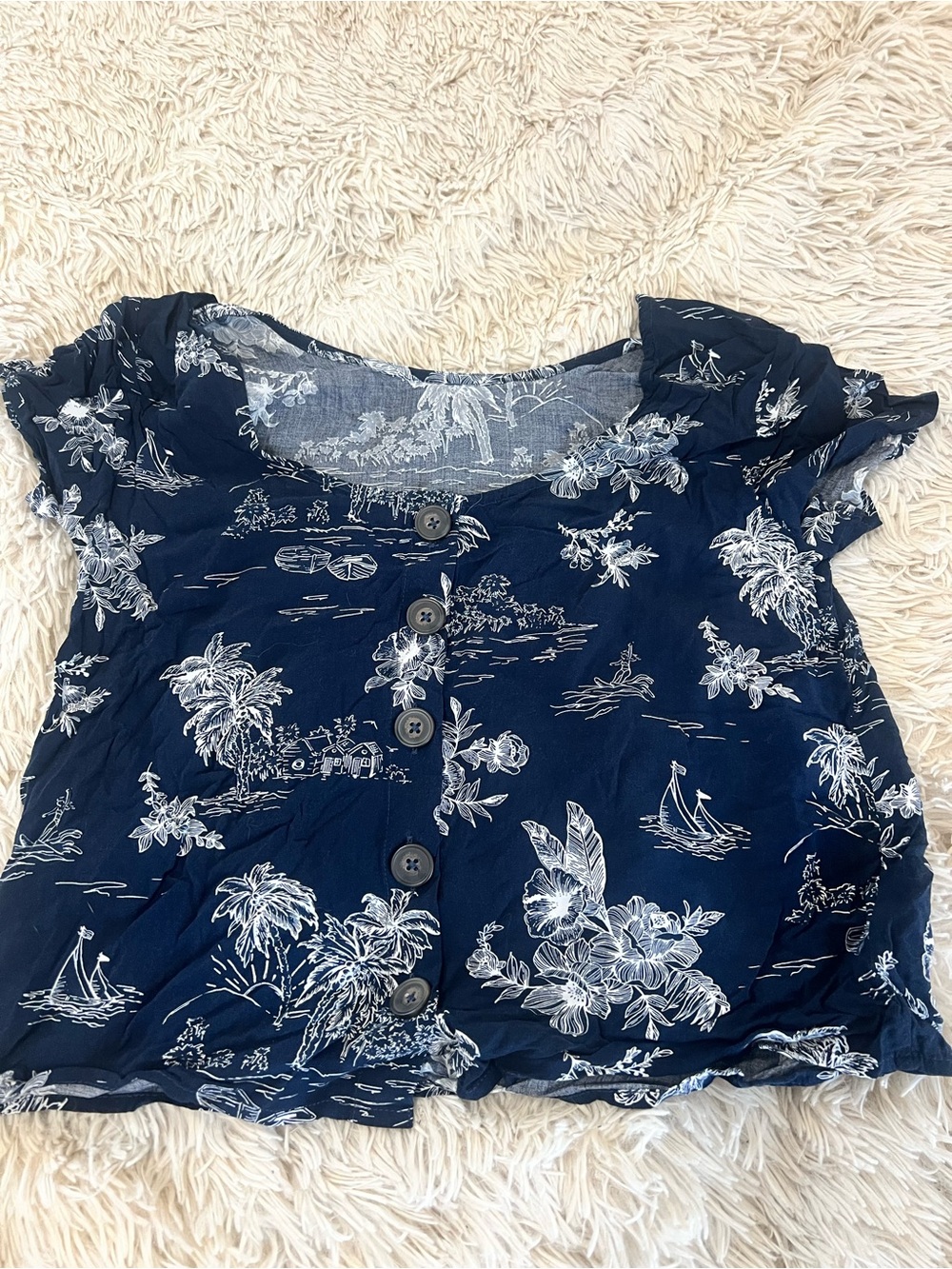 Abercrombie & Fitch Navy and White Floral Button-Front Crop Top